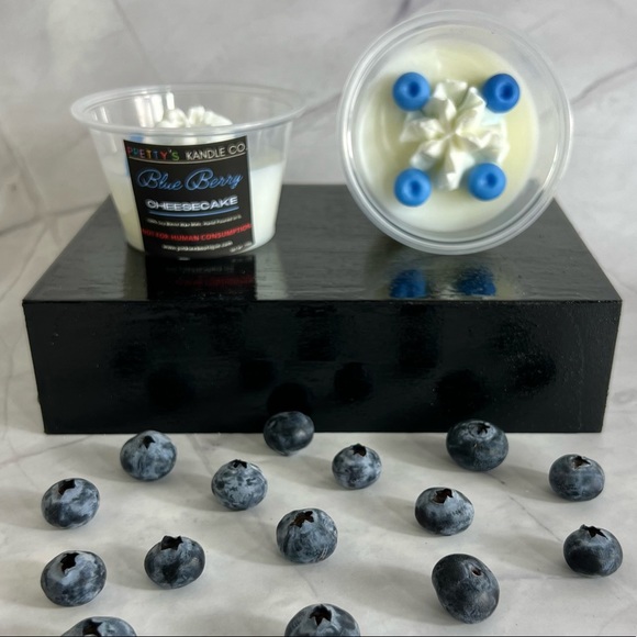 Blueberry Cheesecake Wax Melt - Picture 1 of 1